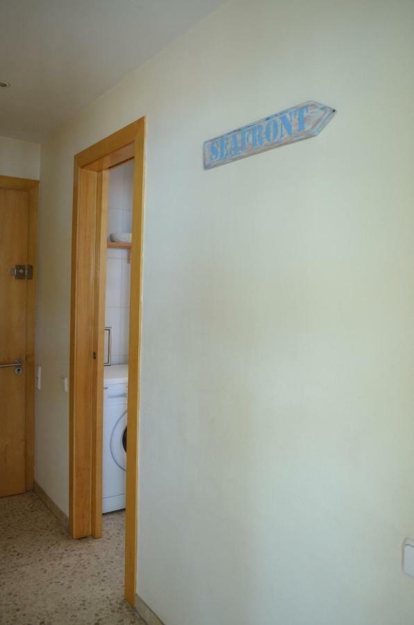 Seafront Sitges Apartment Exterior photo